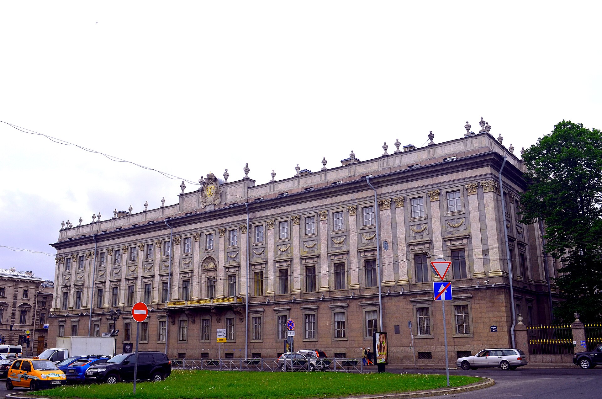 The pale stone and pink granite facade of the Marble Palace on Millionnaya Street