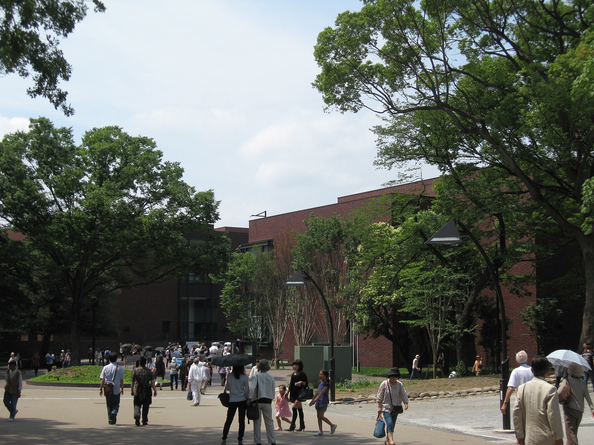 The museum in its Ueno Park setting