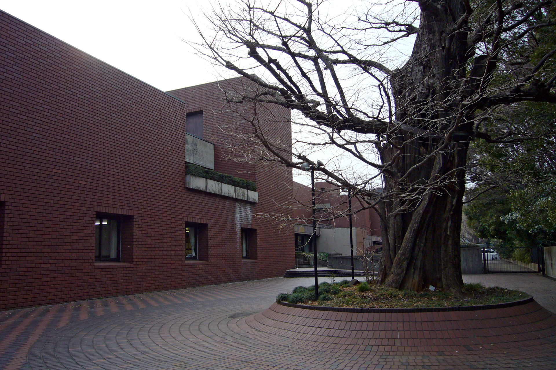 Tokyo Metropolitan Art Museum, main facade
