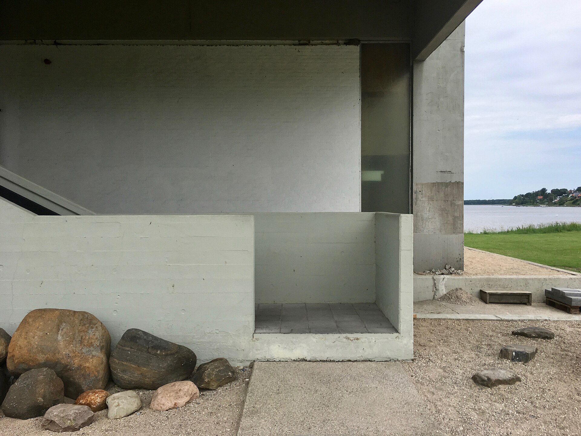 Concrete architecture of the Viking Ship Hall