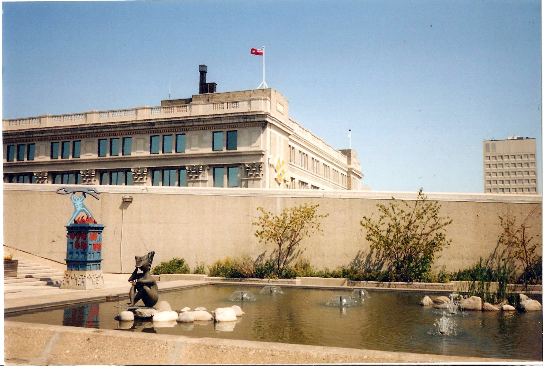 The Winnipeg Art Gallery's rooftop sculpture garden and reflecting pool