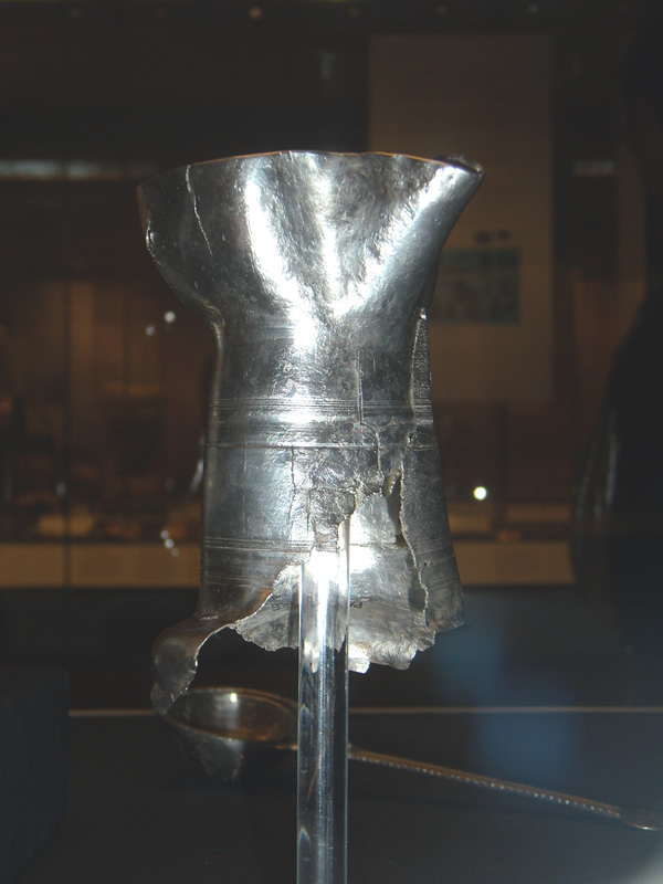 Detail, the neck of a silver vessel