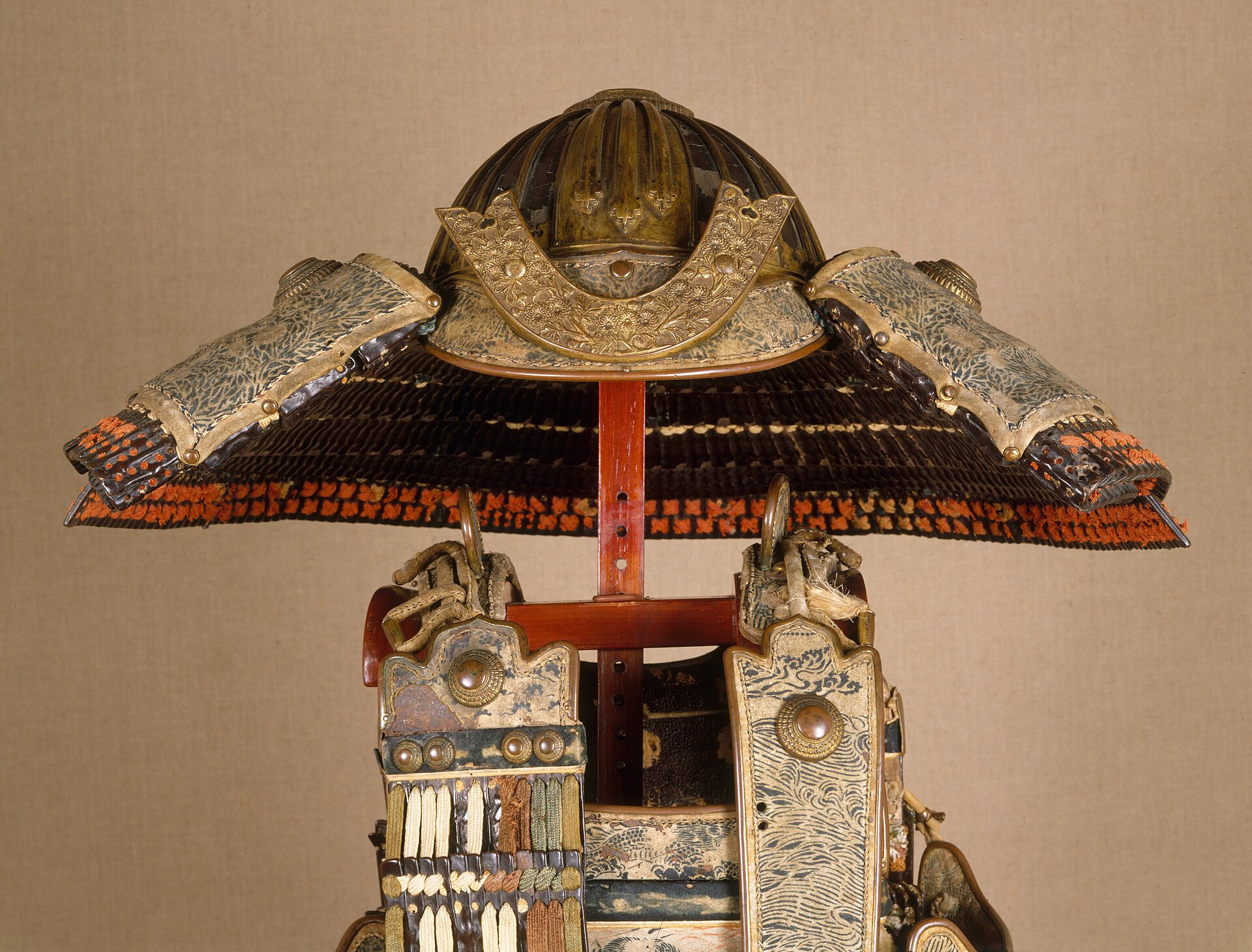 Armor (Yoroi) of Ashikaga Takauji, detail view