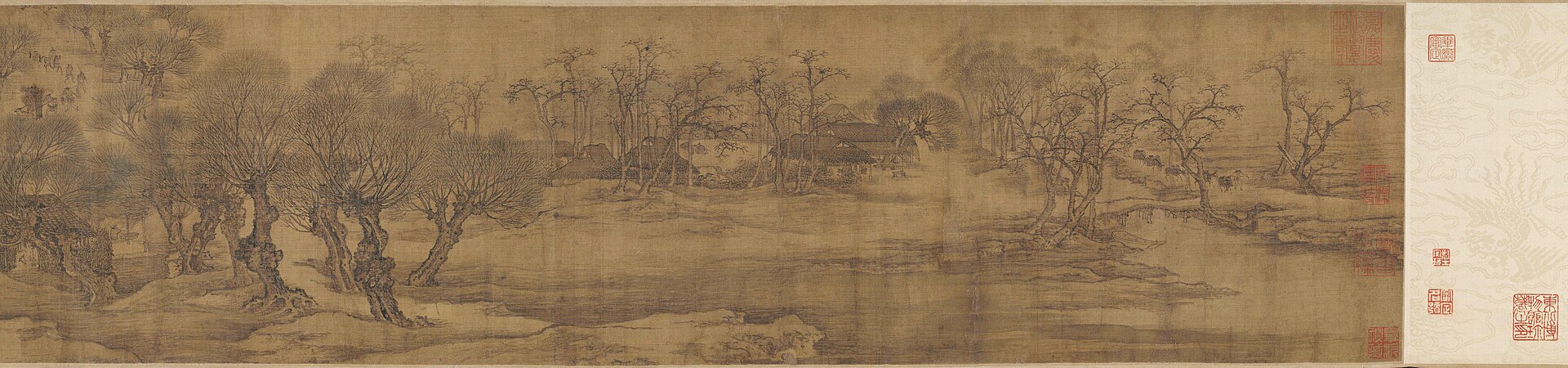 The opening: bare trees, a pond and the leading silk